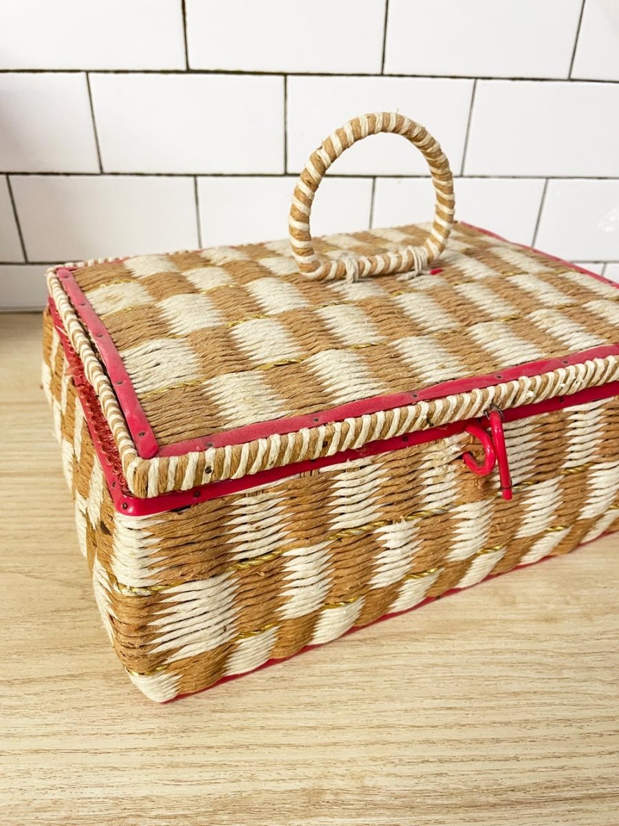 vintage sewing basket beginner sewing kit - good market thrift store