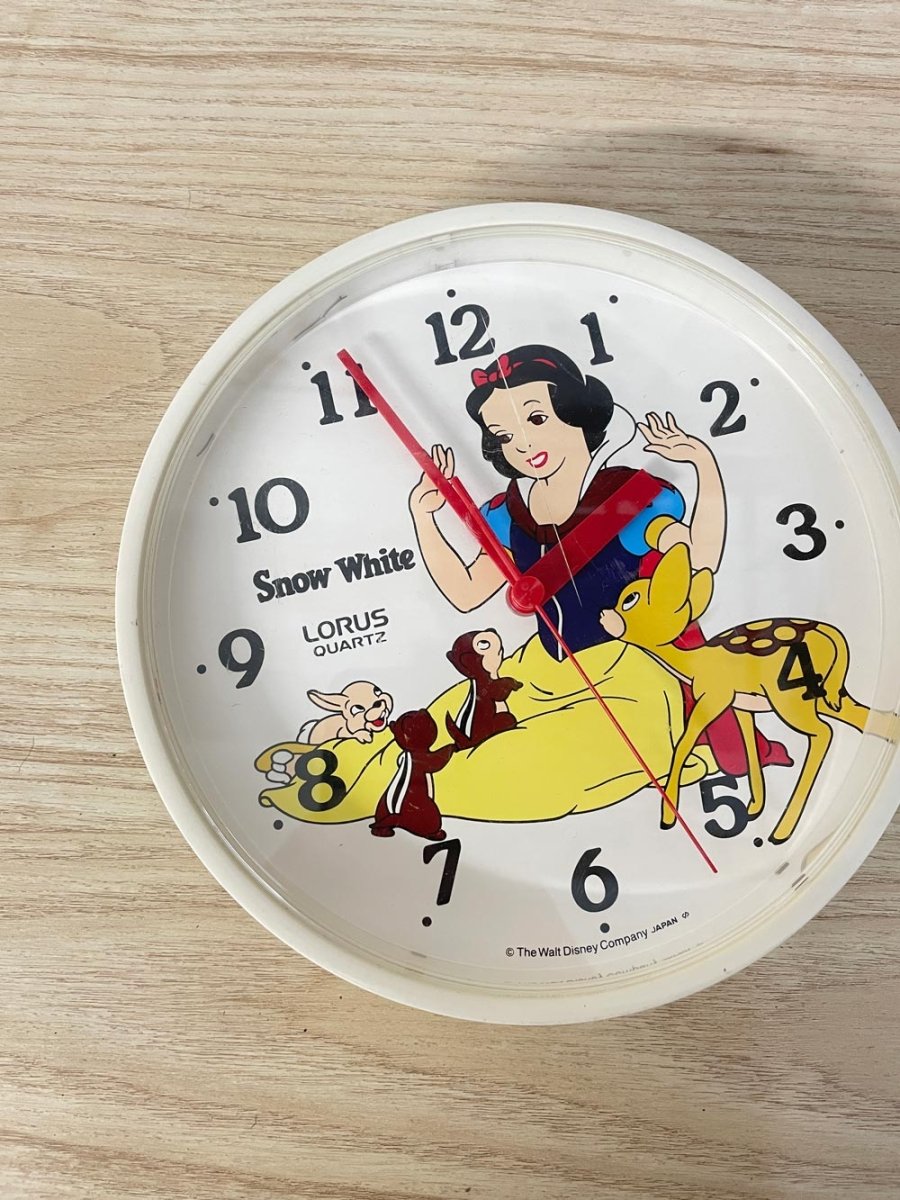 vintage disney snow white lorus quartz clock - good market thrift store