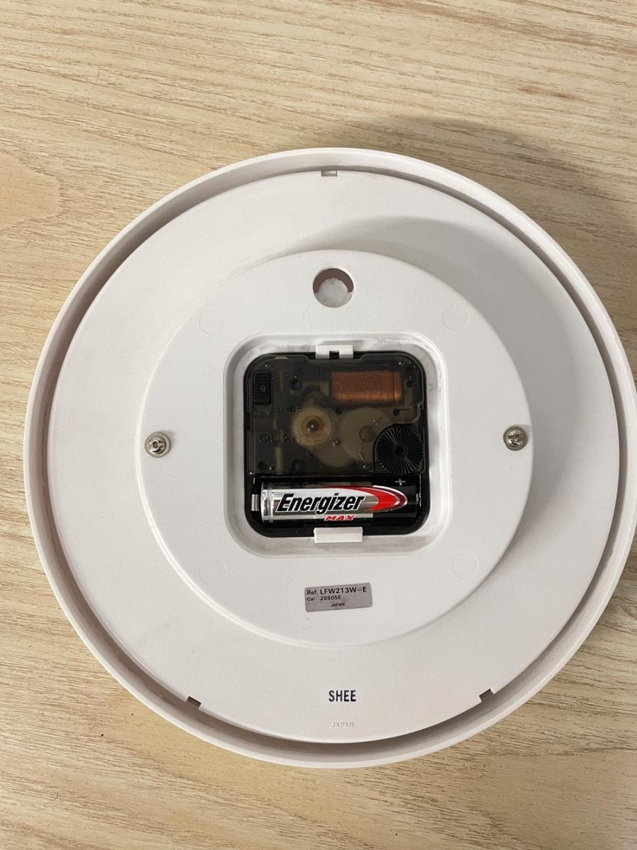 vintage disney snow white lorus quartz clock - good market thrift store