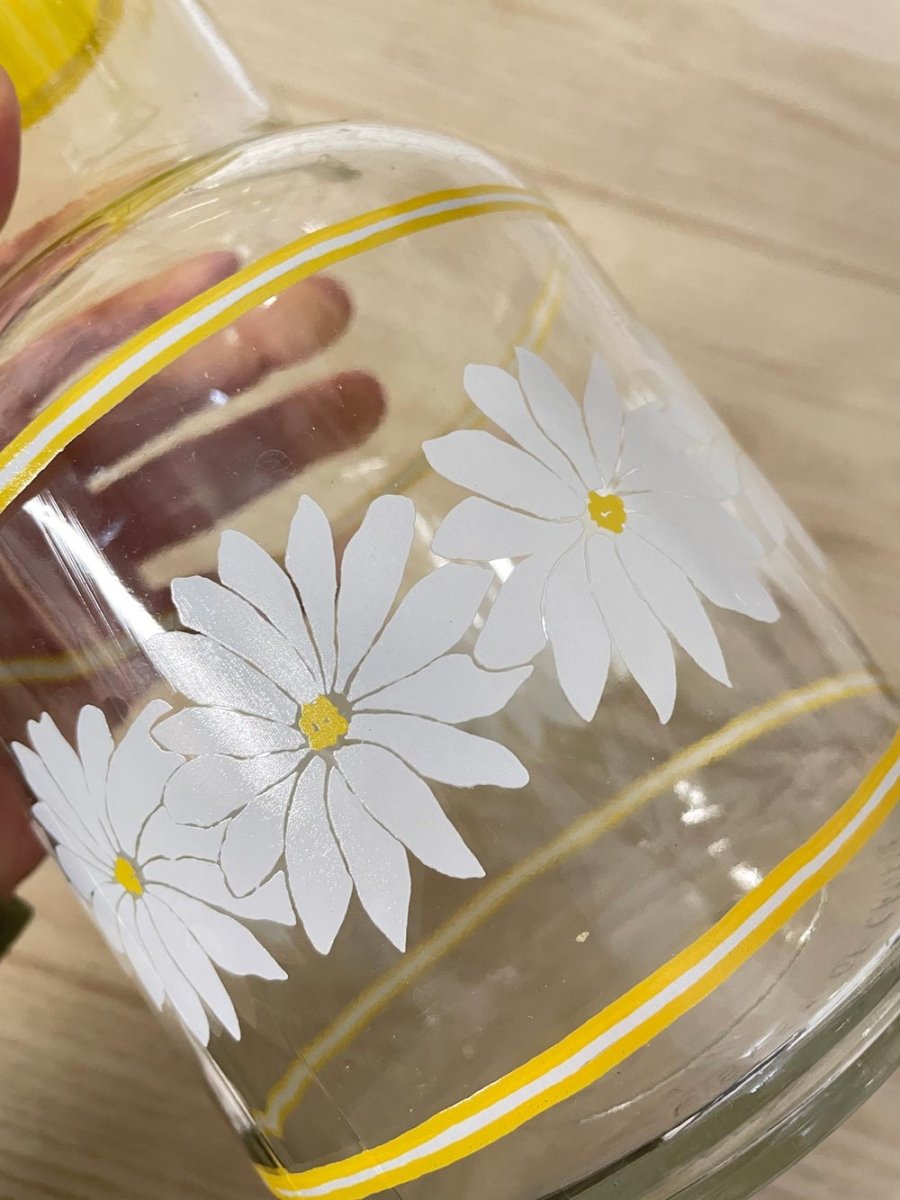 vintage 70s libby daisy beverage carafe - good market thrift store