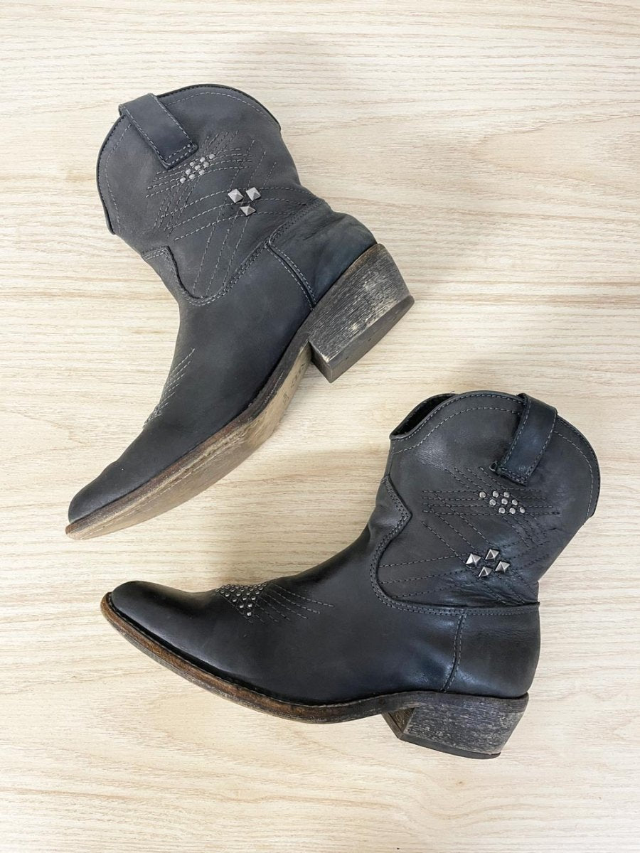 zigi soho NY western leather boots | she's always mine - good market thrift store