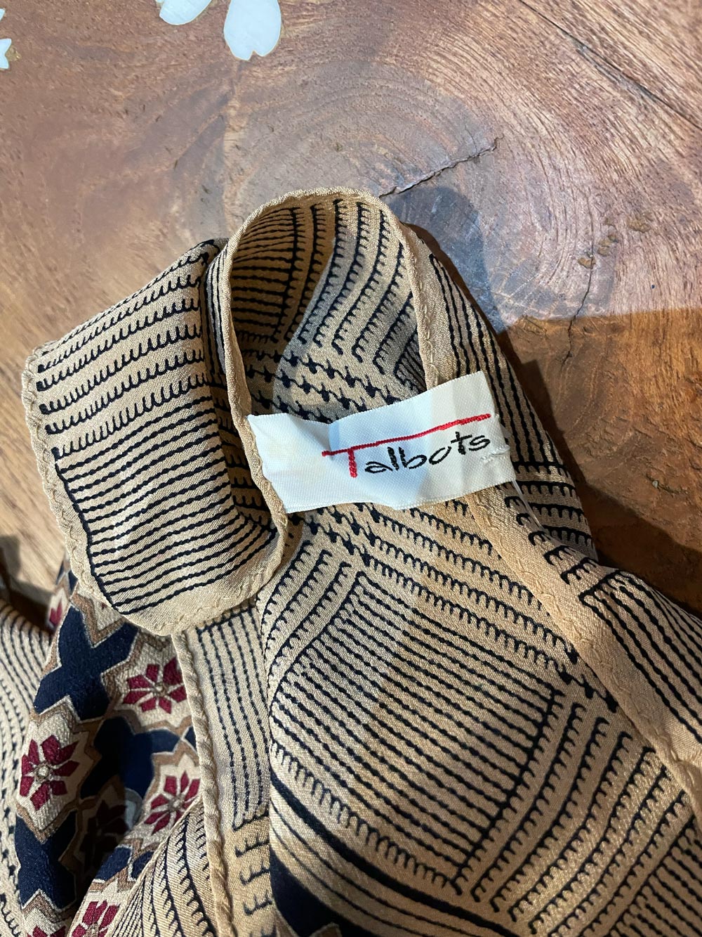 vintage talbots houndstooth trim silk scarf