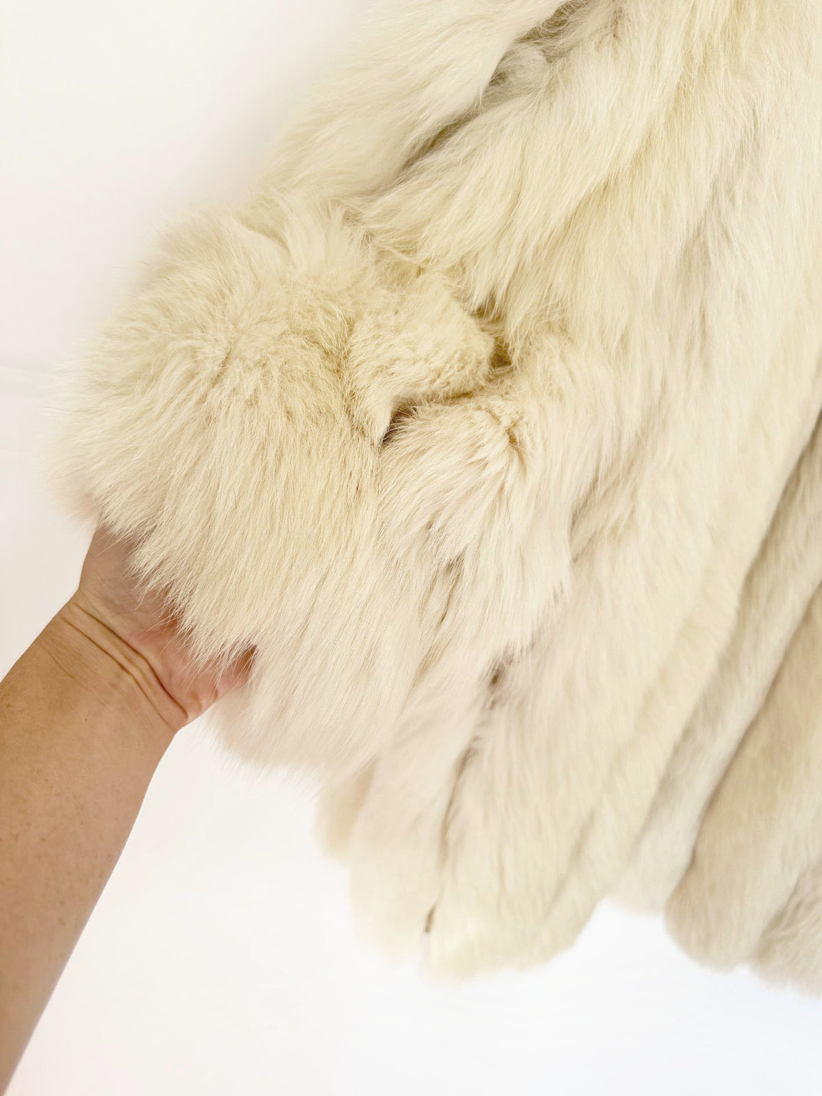 vintage 90s white arctic fox fur plush short coat