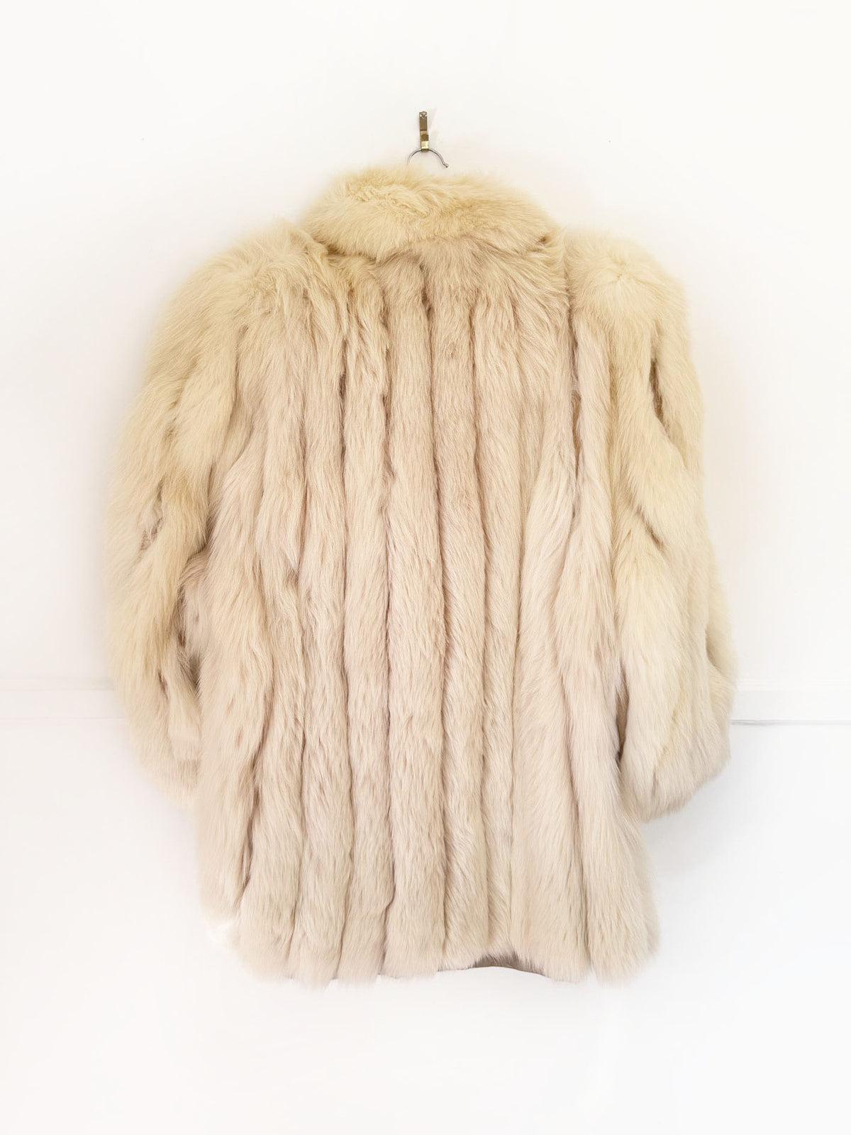 vintage 90s white arctic fox fur plush short coat
