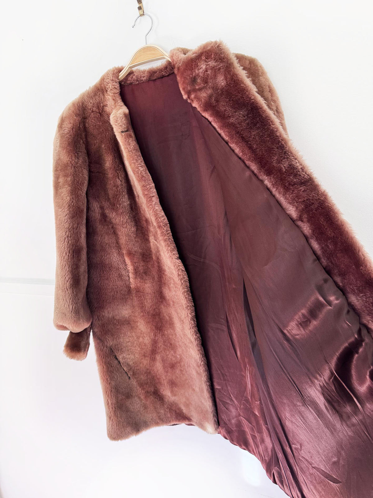 vintage 70s shaved sheepskin fur collarless puff sleeve teddy coat
