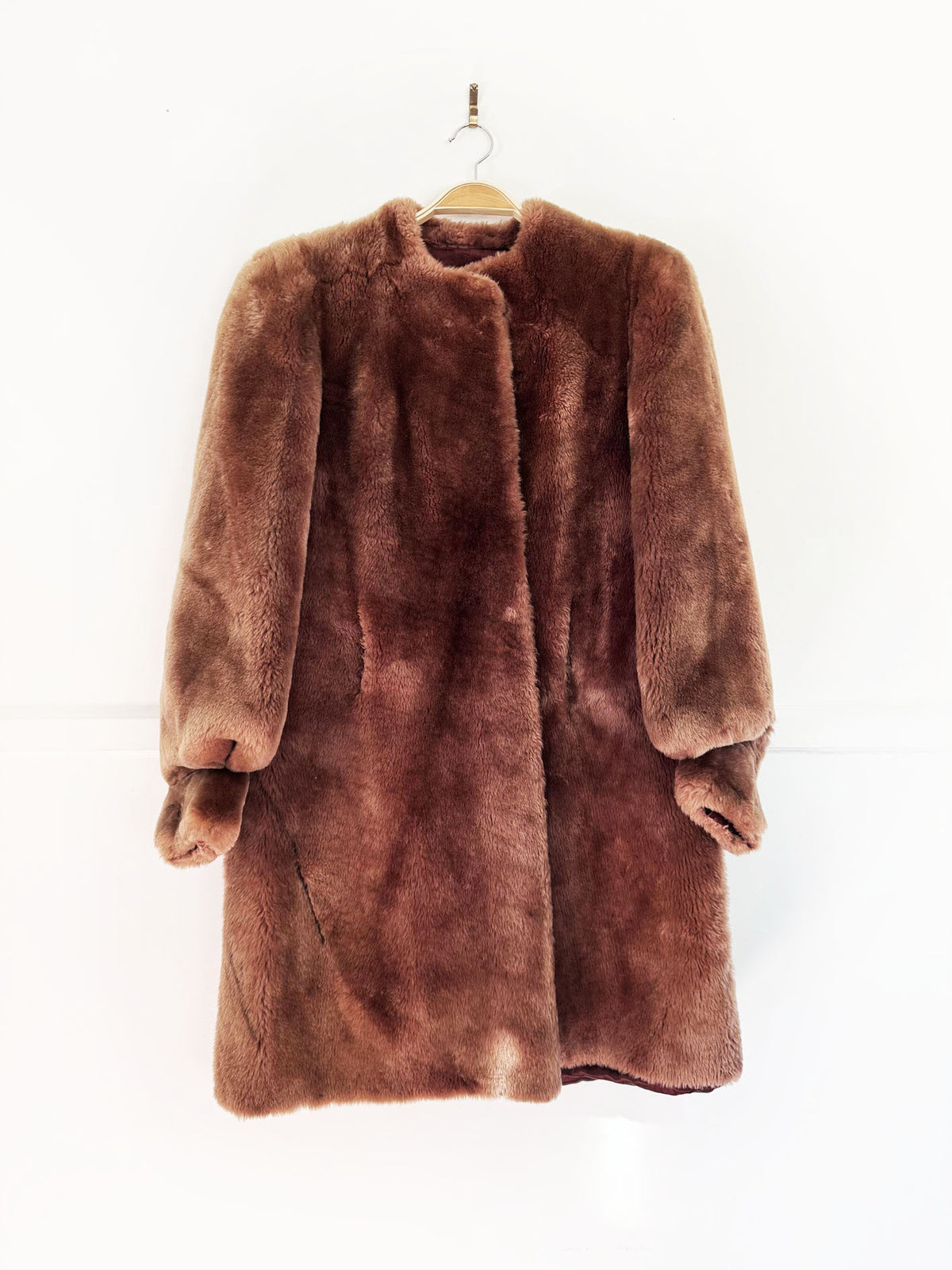 vintage 70s shaved sheepskin fur collarless puff sleeve teddy coat