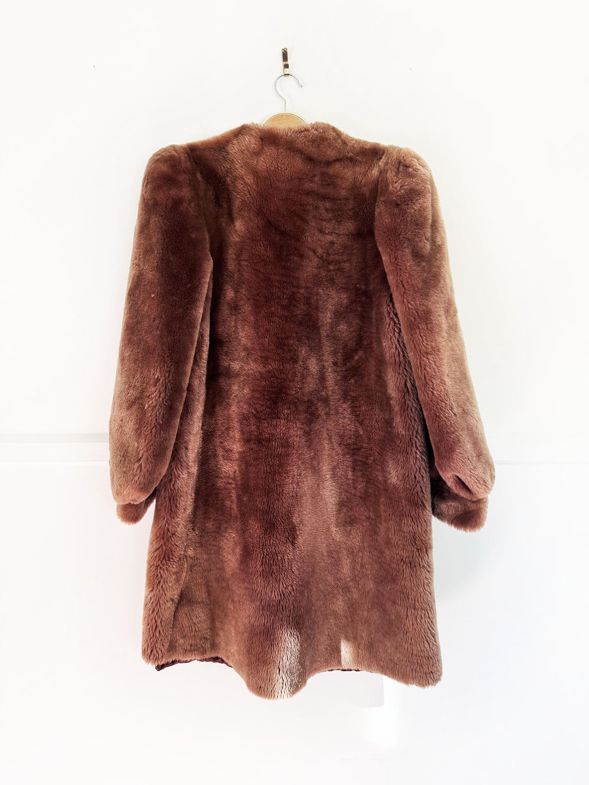 vintage 70s shaved sheepskin fur collarless puff sleeve teddy coat