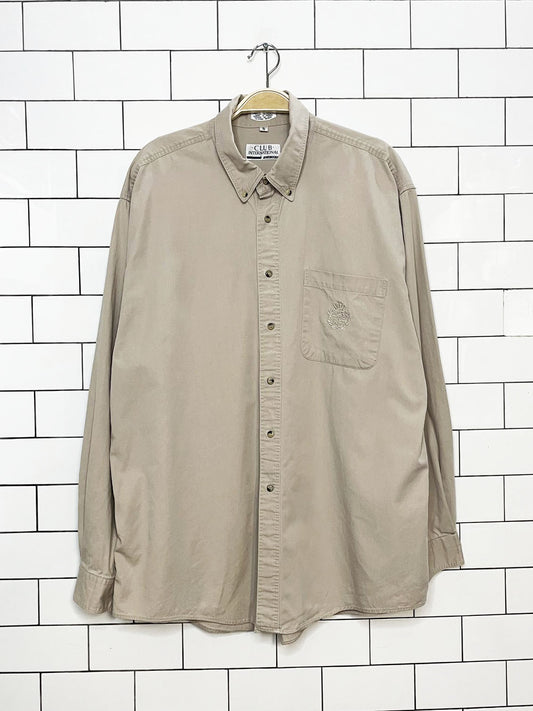 vintage club international crest pocket full button shirt