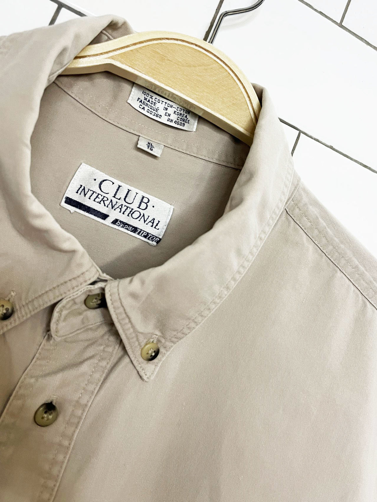 vintage club international crest pocket full button shirt