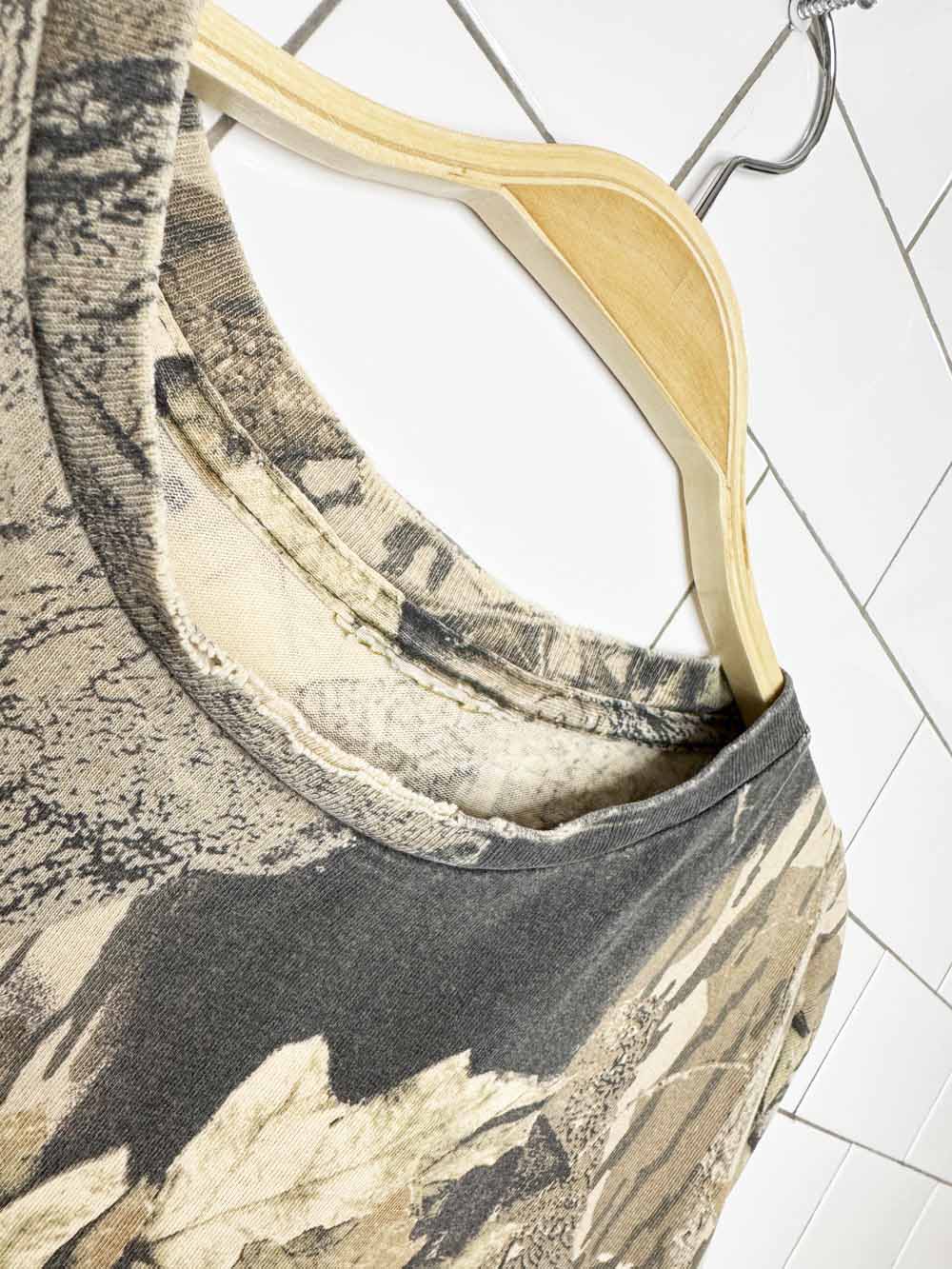 vintage 90s break-up camo single stitch distressed long sleeve pocket tee