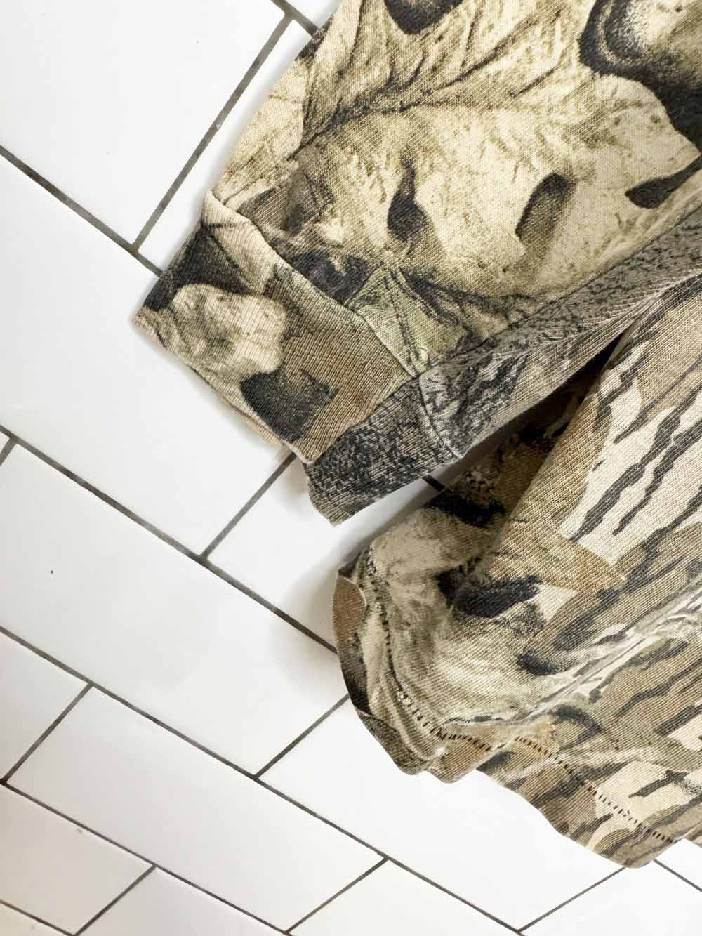 vintage 90s break-up camo single stitch distressed long sleeve pocket tee