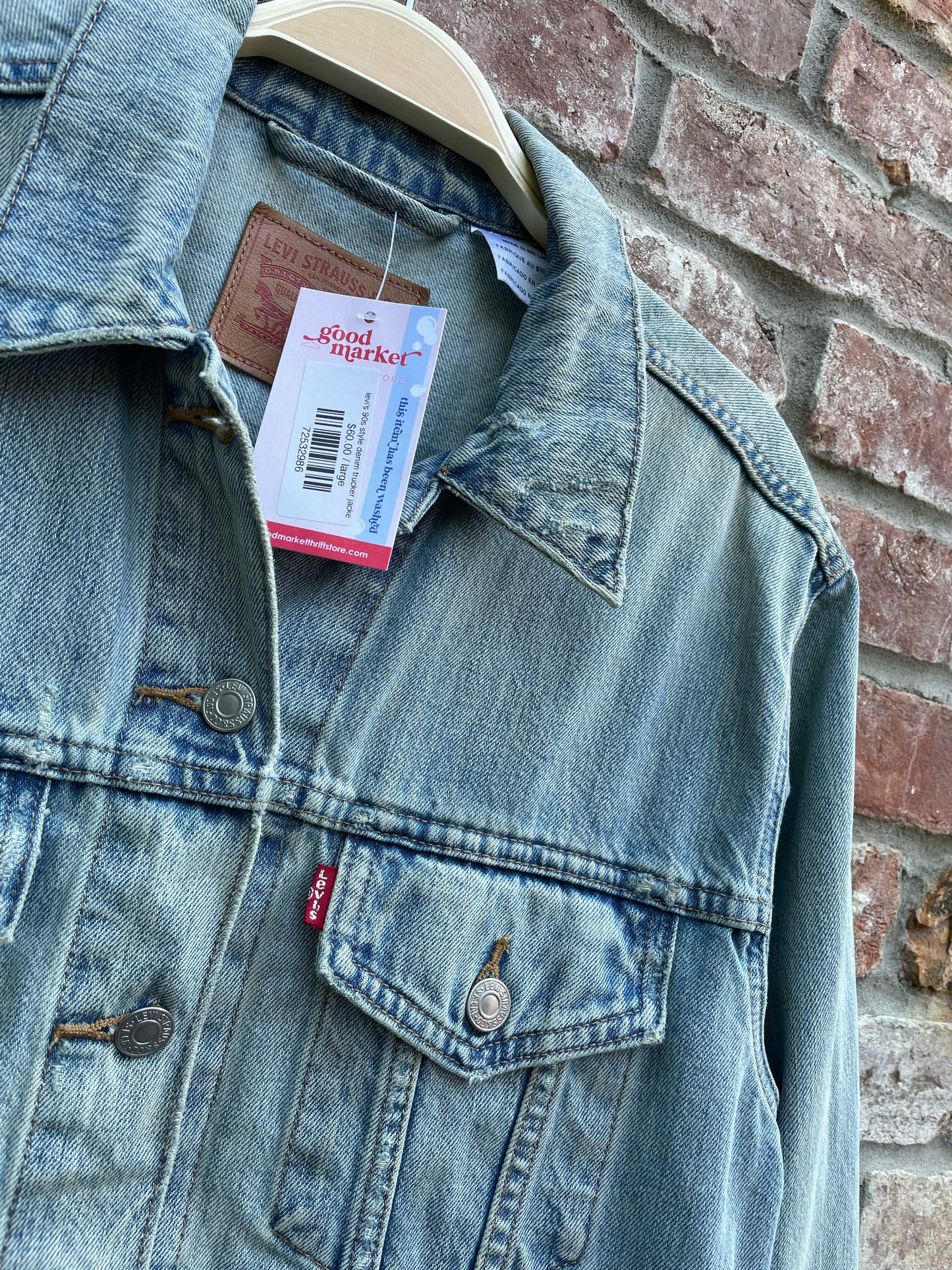 levi's 90s style denim trucker jacket