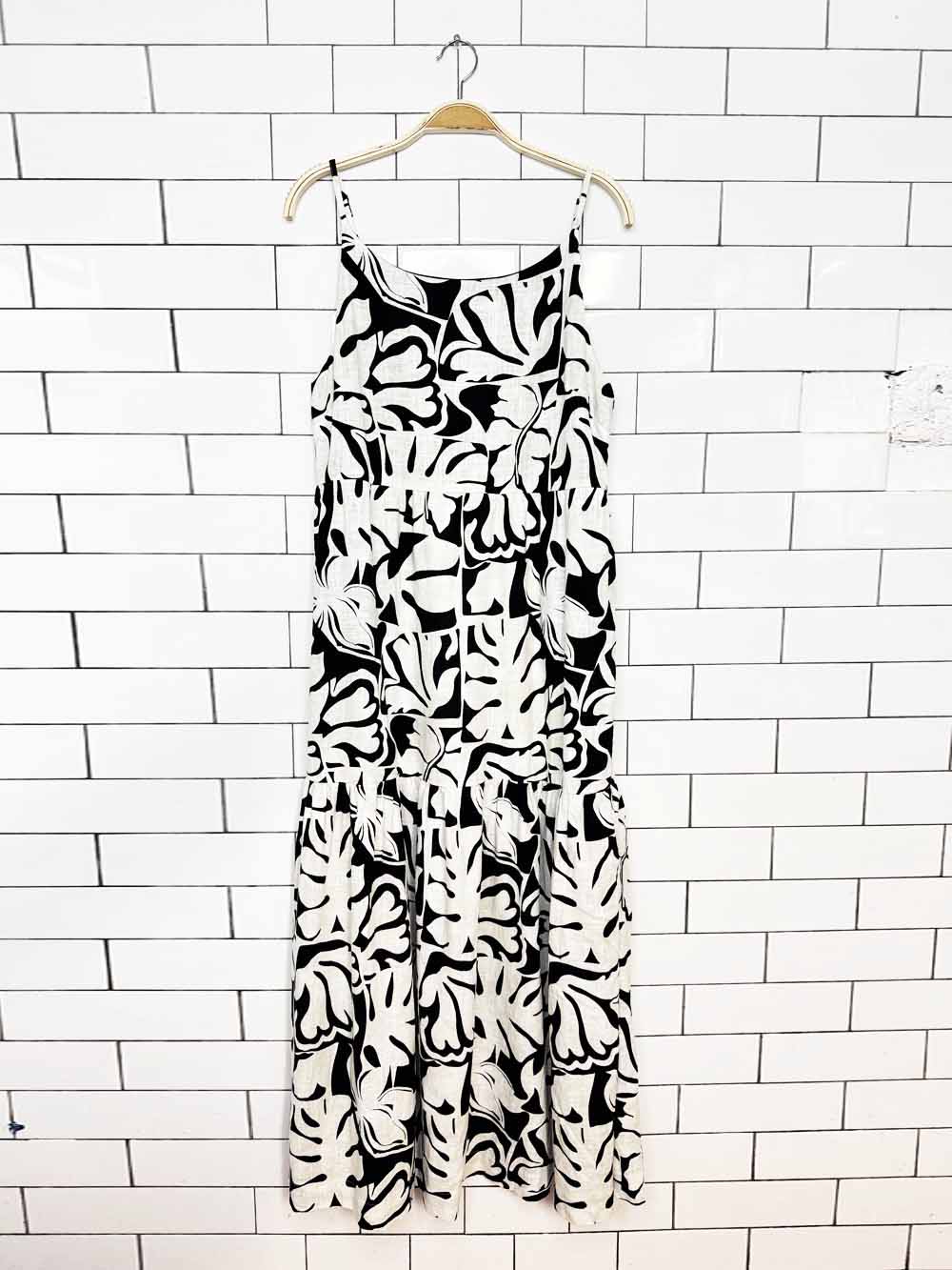 rw&co linen-blend floral tiered maxi dress