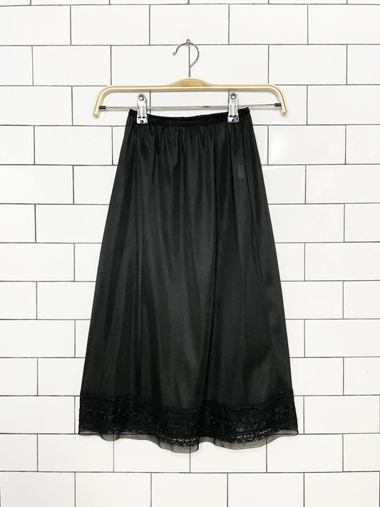 vintage queentex lace trim sateen midi slip skirt