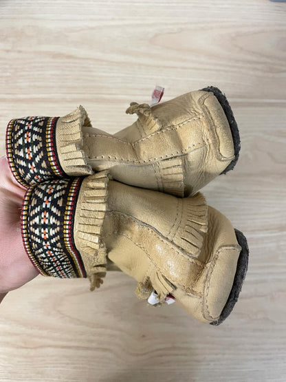 softmoc leather fringe boot moccasins - good market thrift store