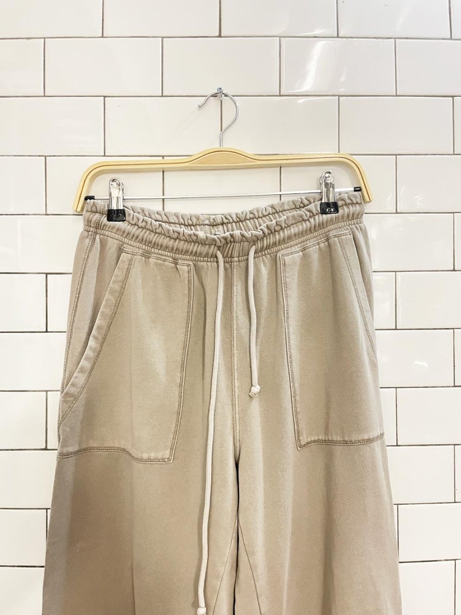 harlow neutral lounge jogger - good market thrift store