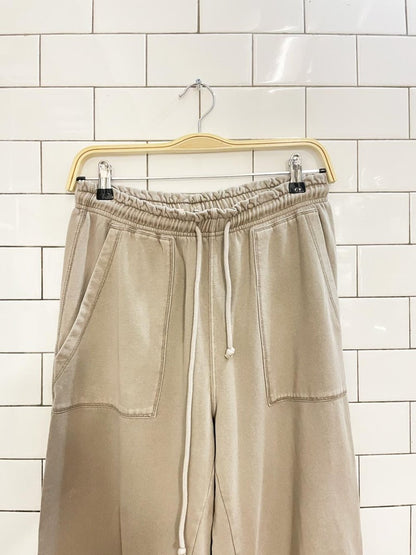 harlow neutral lounge jogger - good market thrift store