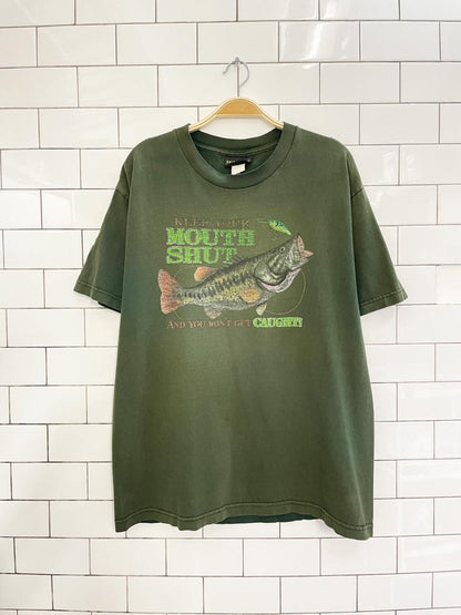 vintage 00s marshlands distressed fishing tee - good market thrift store