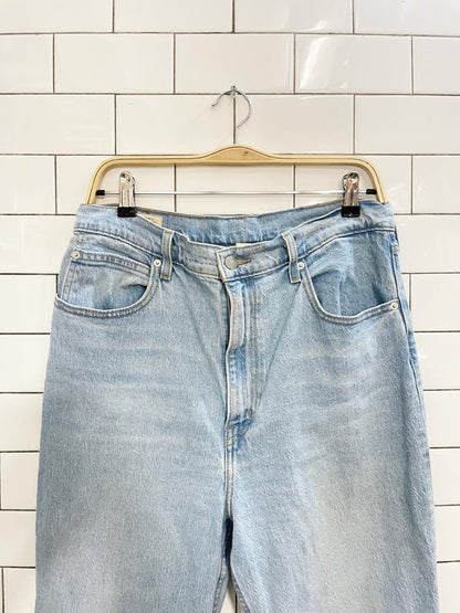 levi's 70s style high rise slim straight jeans - good market thrift store