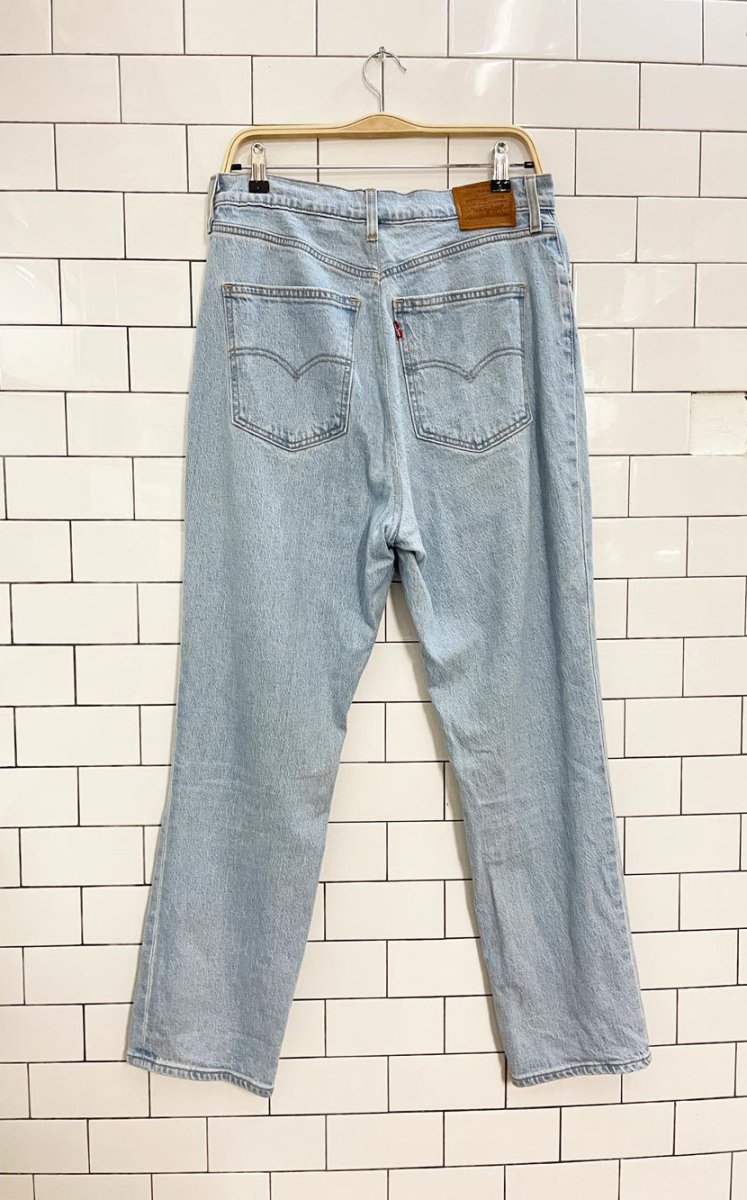 levi's 70s style high rise slim straight jeans - good market thrift store