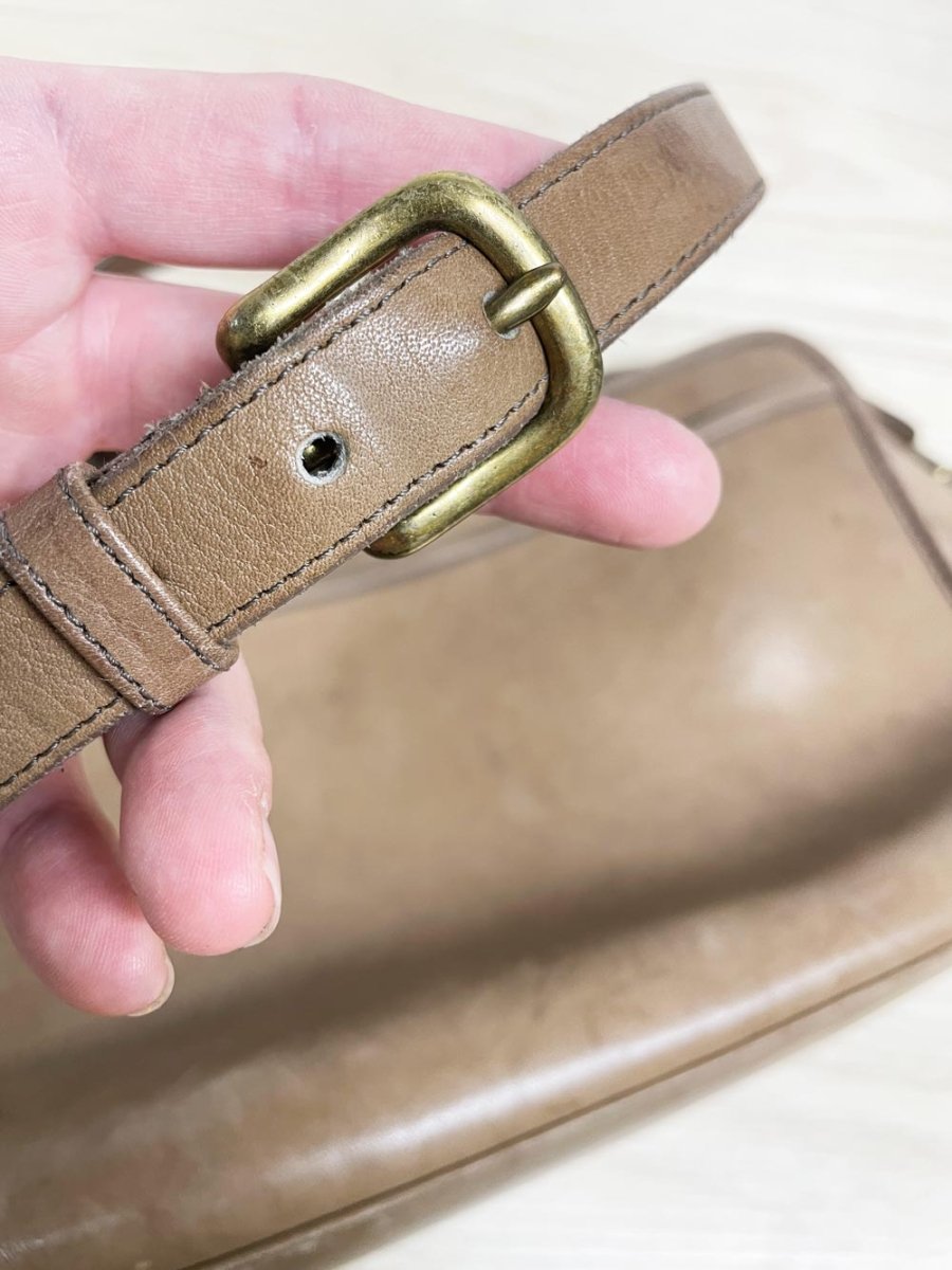 vintage 80s coach NYC swagger leather bag - good market thrift store