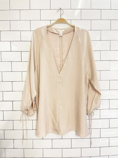 h&m 2025 champagne satin deep v balloon sleeve oversized blouse - good market thrift store