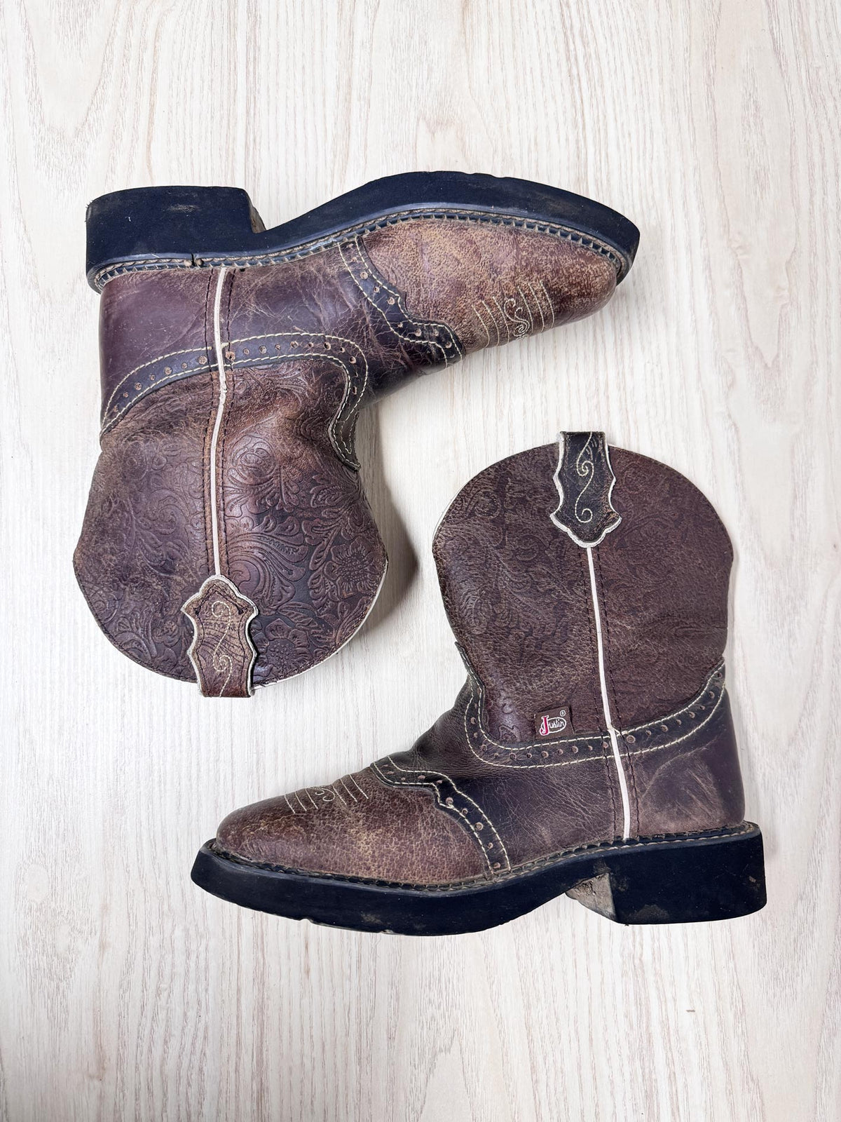 y2k justin gypsy leather western square toe short cowboy boot