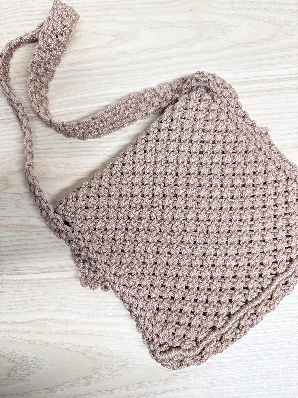 vintage handmade crochet shoulder bag