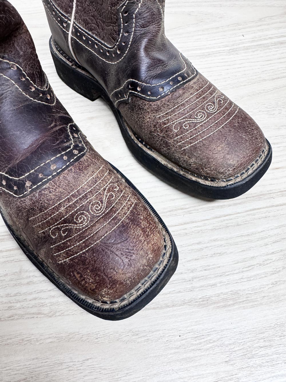 y2k justin gypsy leather western square toe short cowboy boot