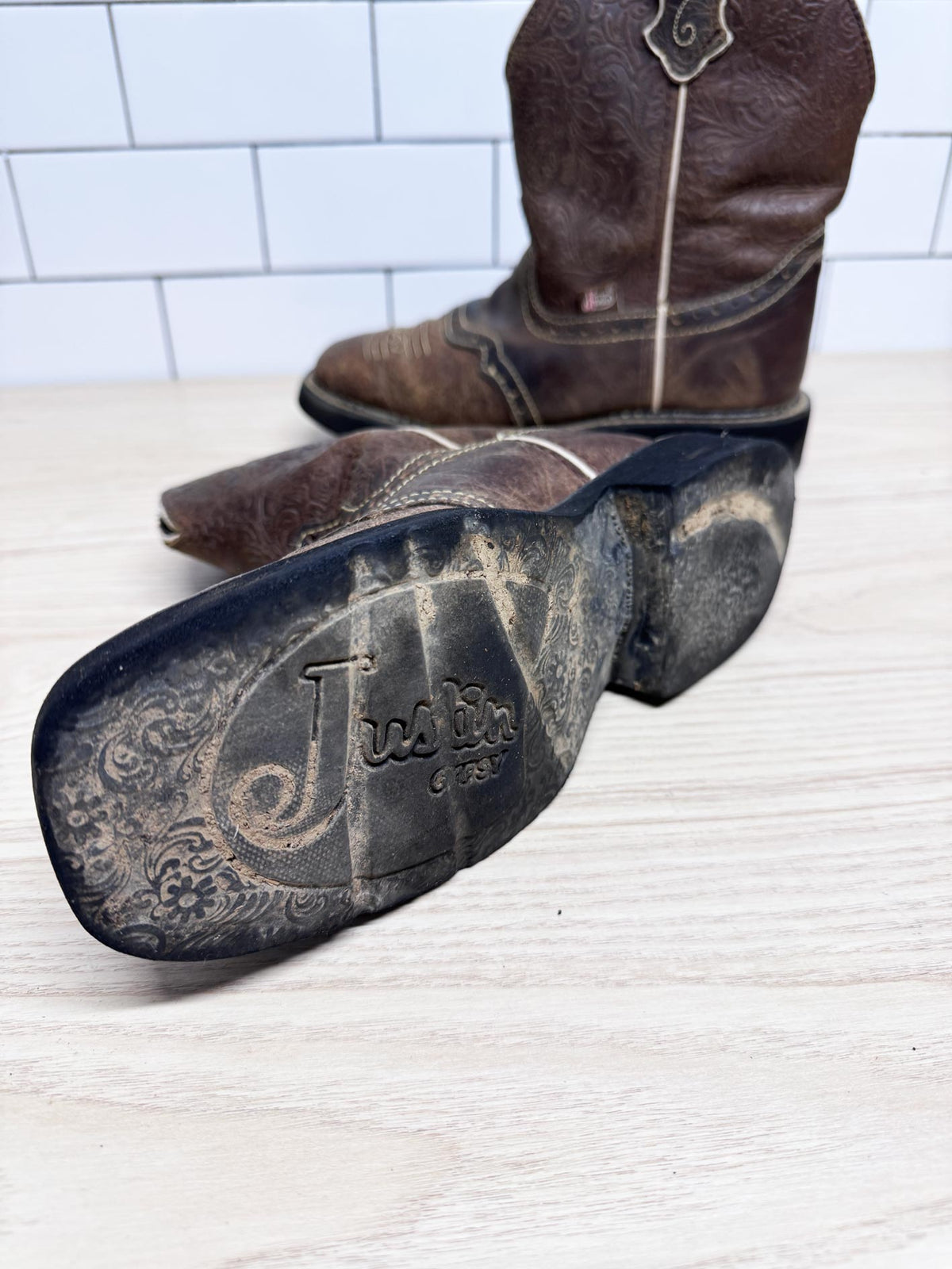 y2k justin gypsy leather western square toe short cowboy boot