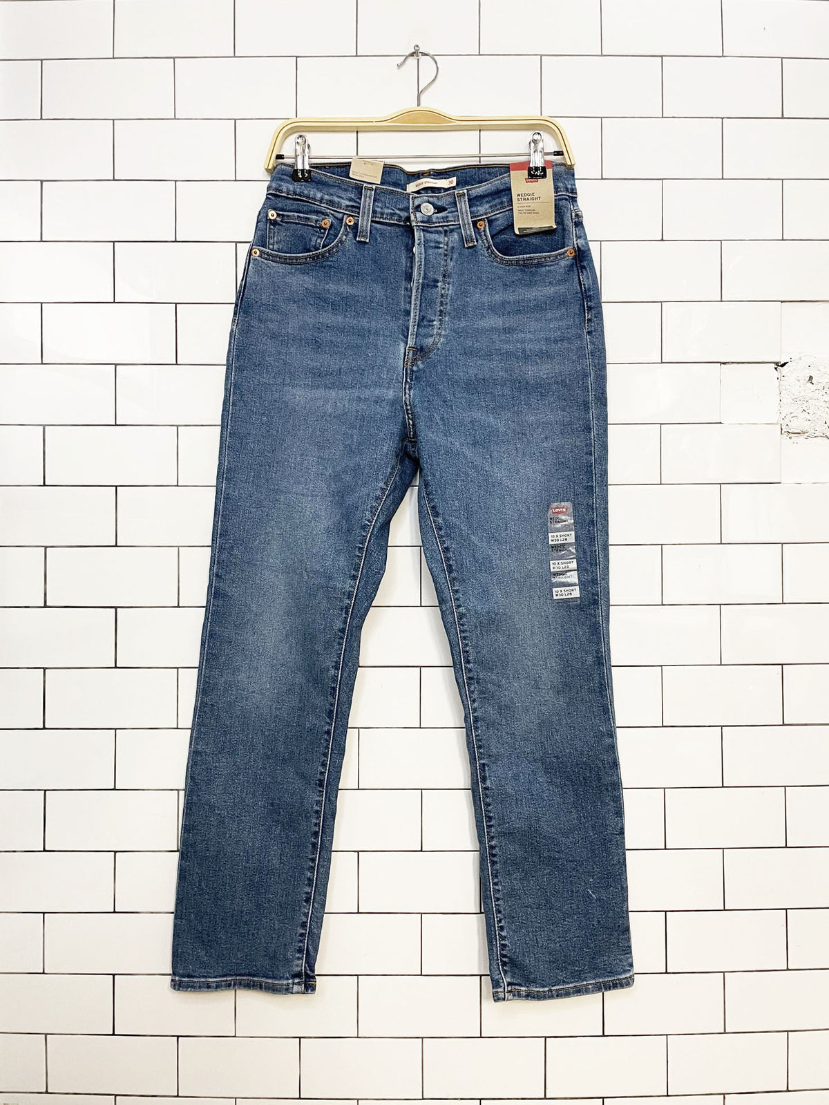 nwt levi's wedgie straight button fly jeans