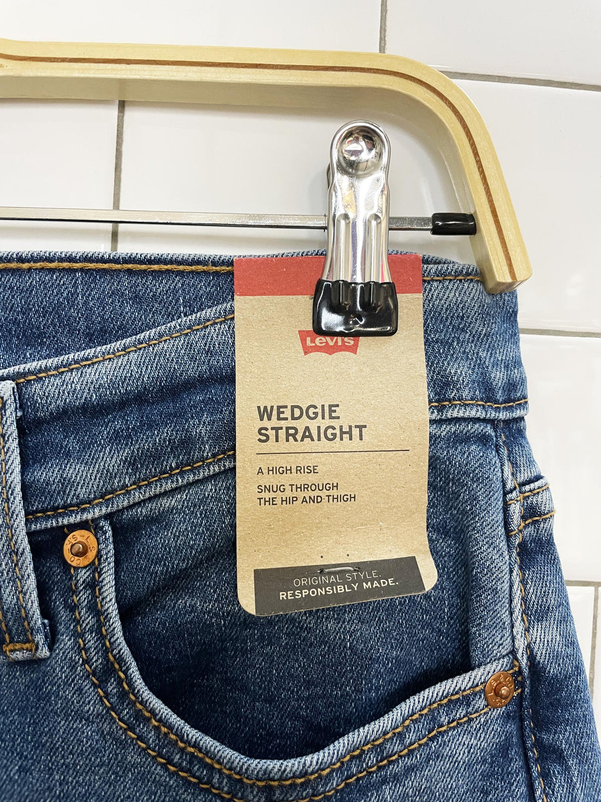 nwt levi's wedgie straight button fly jeans