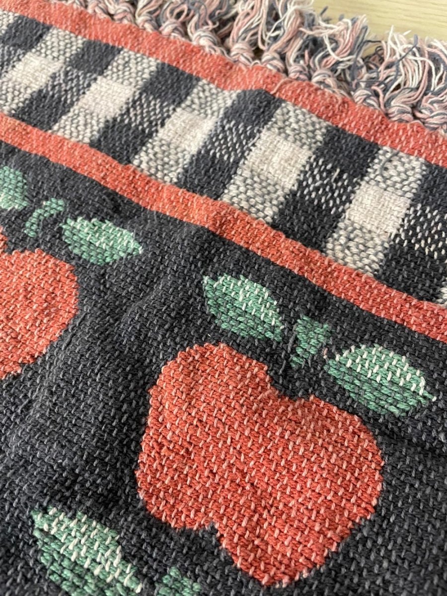 vintage 90s apple woven rug - good market thrift store