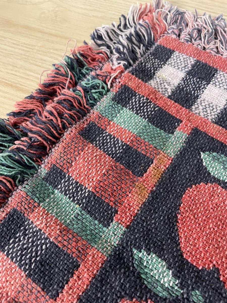 vintage 90s apple woven rug - good market thrift store