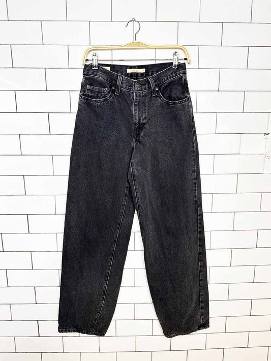levi's baggy dad relaxed jeans