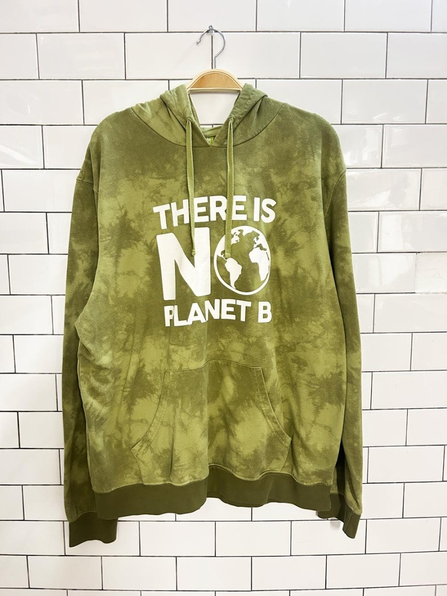 the eco closet there is no planet b tie dye graphic hoodie - good market thrift store
