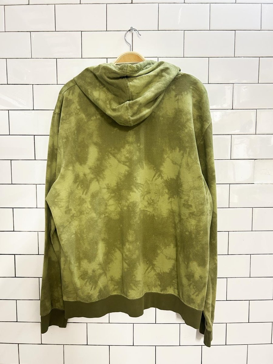 the eco closet there is no planet b tie dye graphic hoodie - good market thrift store