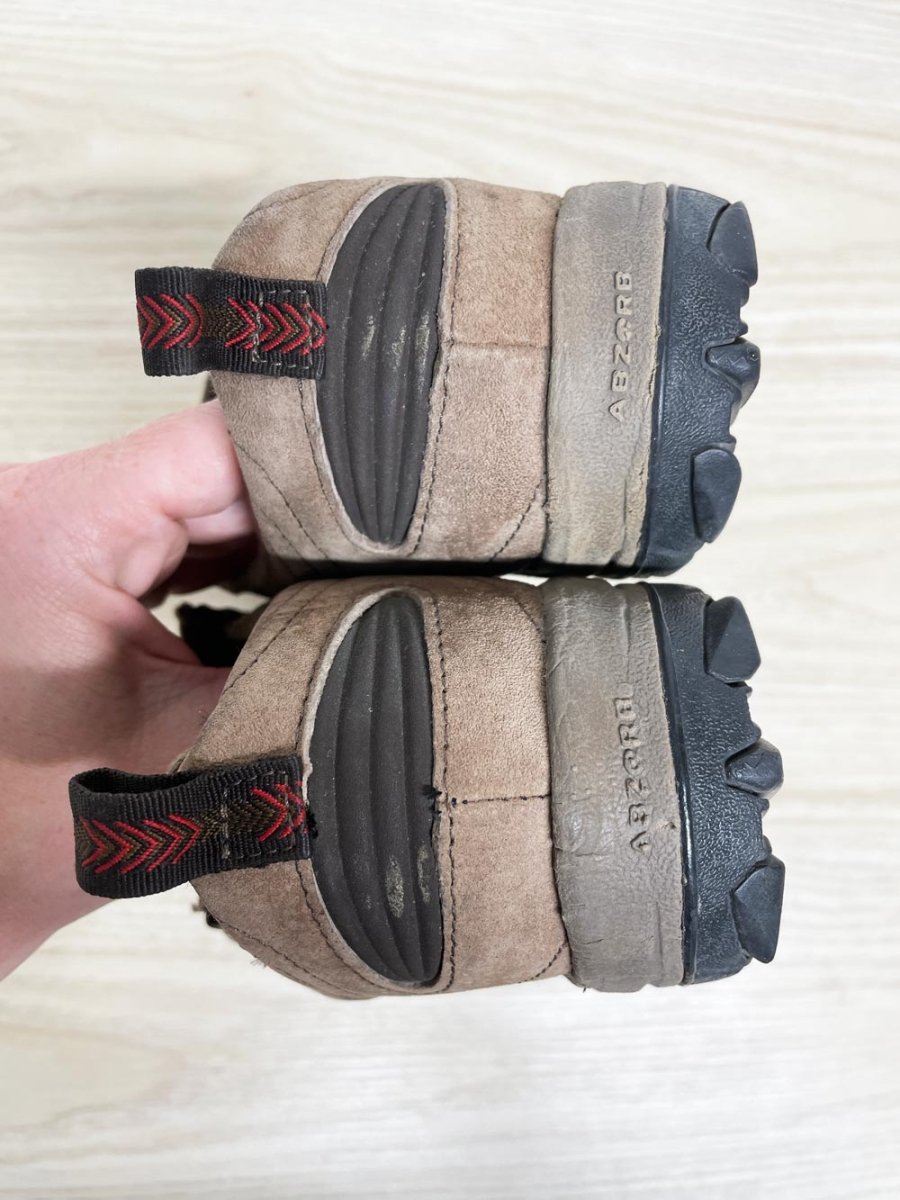 vintage new balance slip on leather hiking shoes - good market thrift store