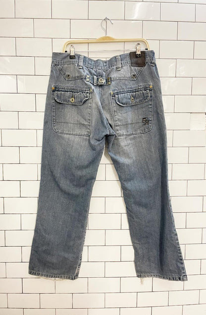 y2k exhaust loose fit jeans - good market thrift store