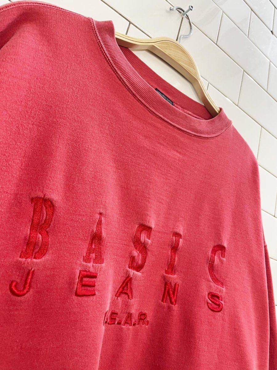 vintage 90s basic jeans embroidered crew - good market thrift store