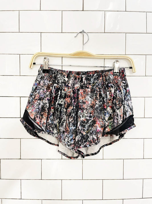 lululemon 2019 hotty hot short 2.5" swift - good market thrift store