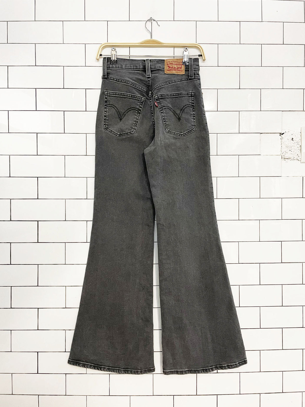 levi's ribcage bell flare high rise stretchy jeans