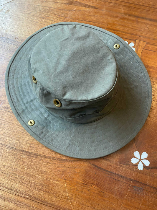 vintage tilley hat
