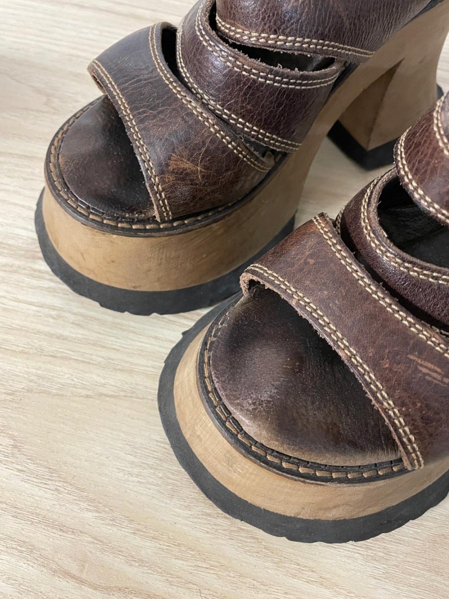 vintage 90s platform chonky grunge leather flare heel sandals - good market thrift store