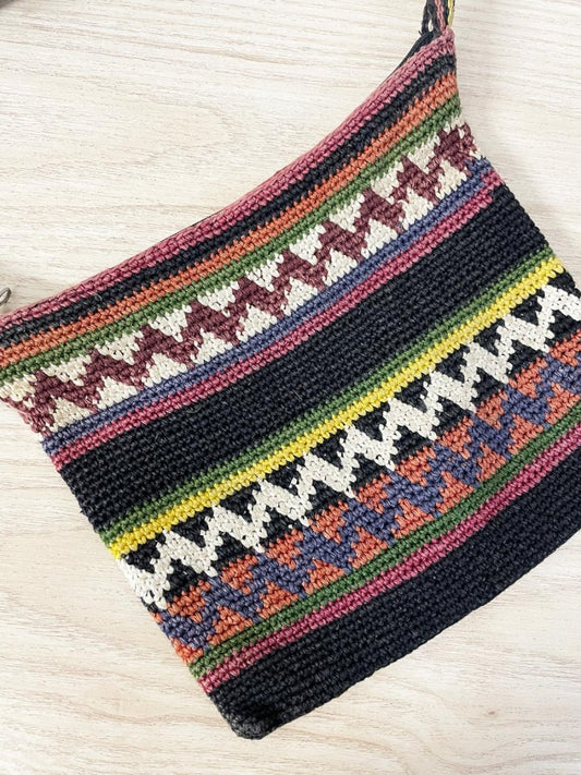 vintage 90s woven boho crossbody bag - good market thrift store