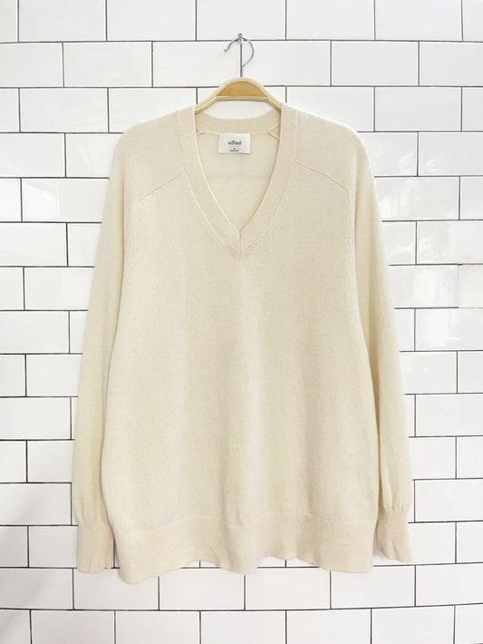 wilfred 100% cashmere nobility liteluxe oversized sweater | aritzia - good market thrift store