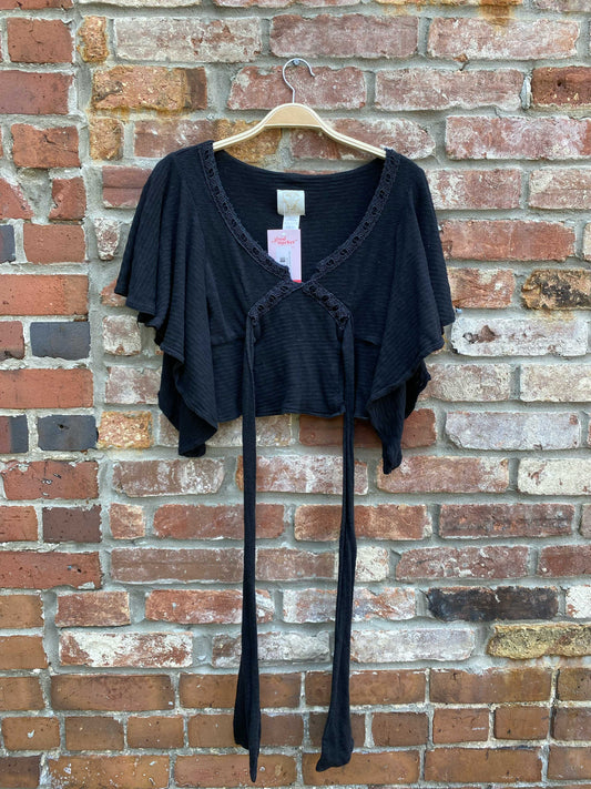 yen club butterfly sleeve crop top