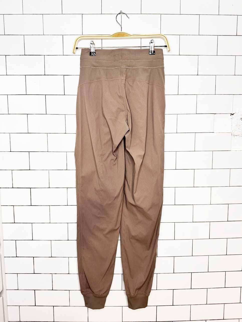 lululemon 2024 dance studio jogger tall | swift