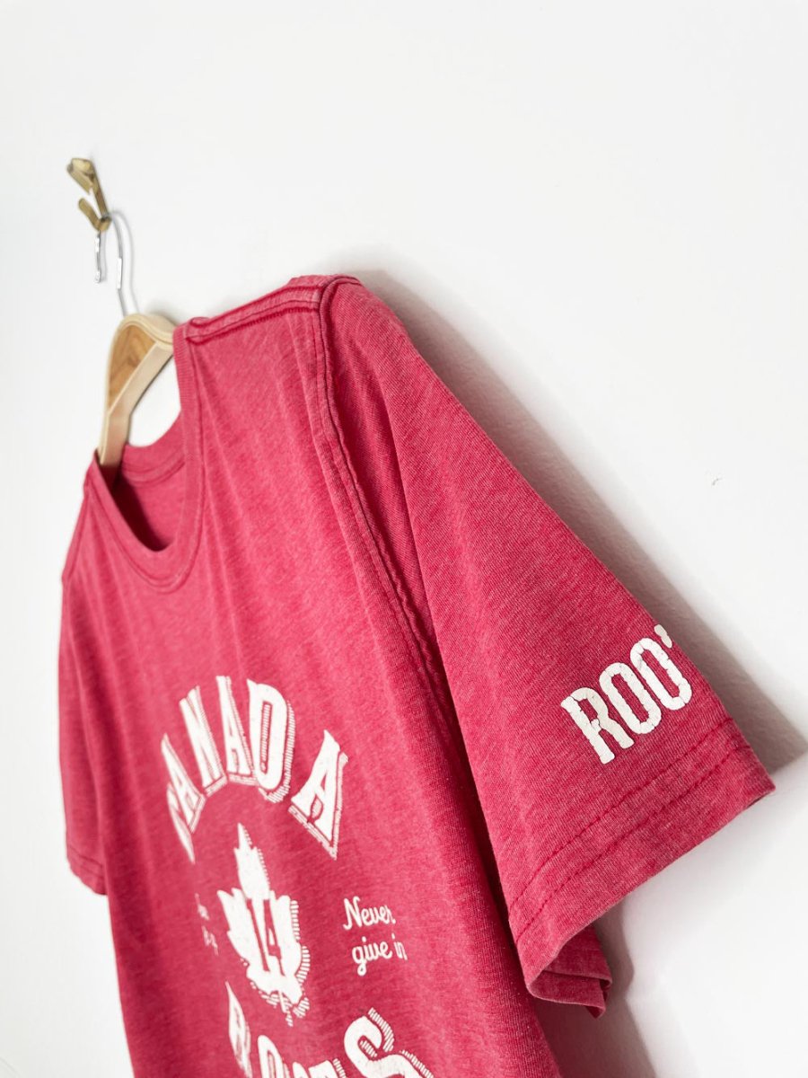 vintage 00s roots x canada day graphic tee - good market thrift store