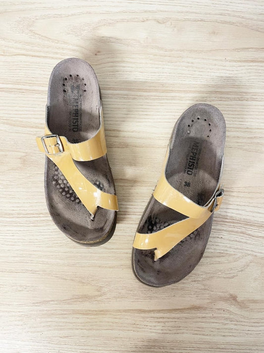 mephisto helen patent thong sandal - good market thrift store